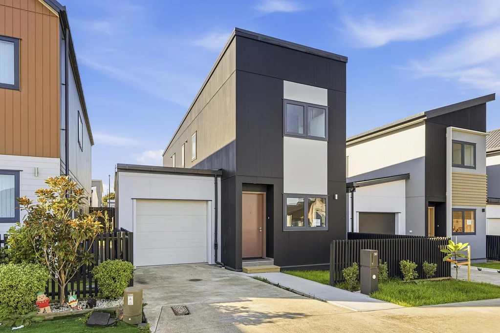 Opaheke 3房  Brand New Luxury Living