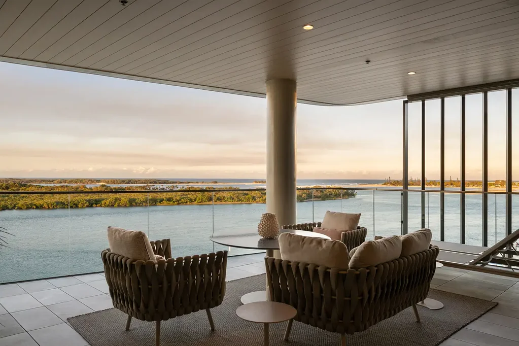 Maroochydore 5房  Riverfront Luxury: Prestige, Presence, Pedigree