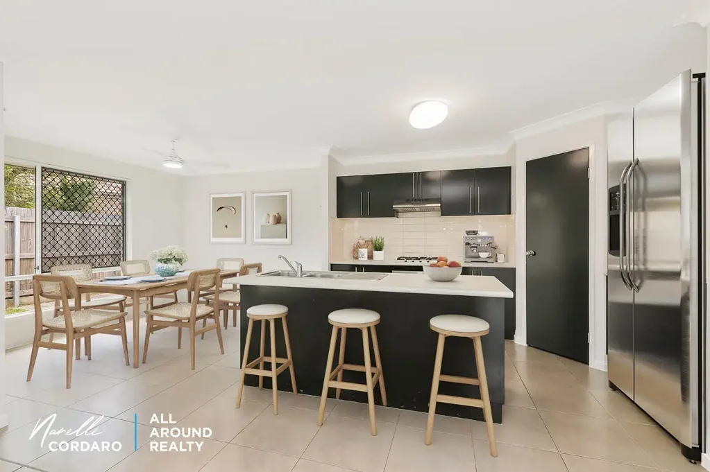Upper Caboolture 3部屋 DETACHED TOWNHOUSE WITH SOLAR