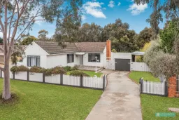 19 Macdougall Rd, Golden Square