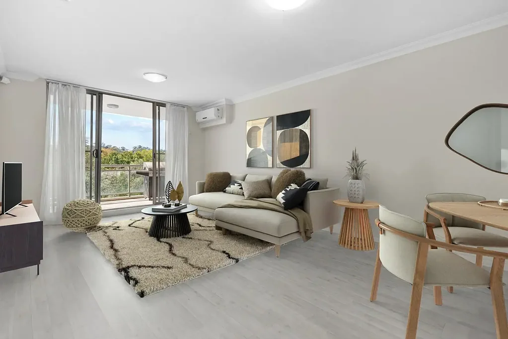 West Ryde 3ห้องนอน North-Facing 3-Bedroom Apartment with Dual Balconies & Park Views