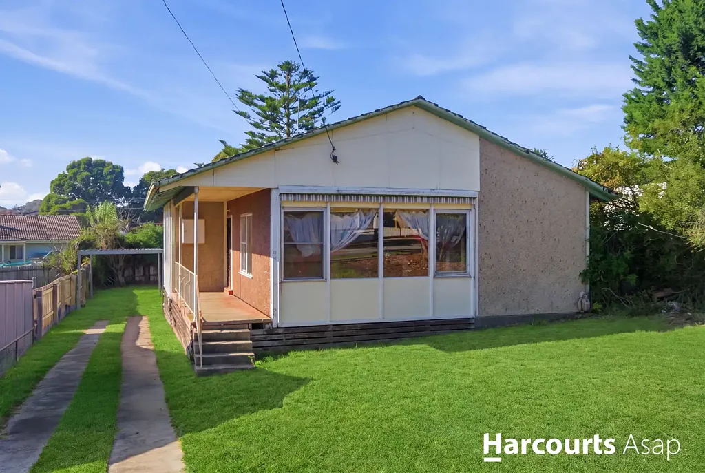 Doveton 3房 585平发展潜力 3卧翻新空间 近学校商圈 交通便利 Endless Potential on 585sqm – Renovate, Invest or Develop in a Prime Doveton Location!