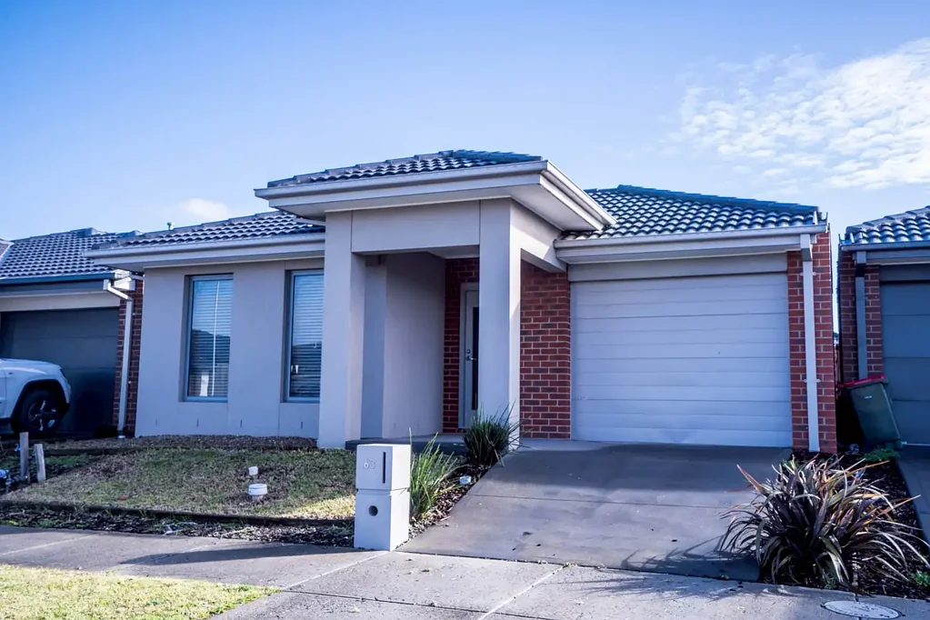 Affordable house in Gem Estate!