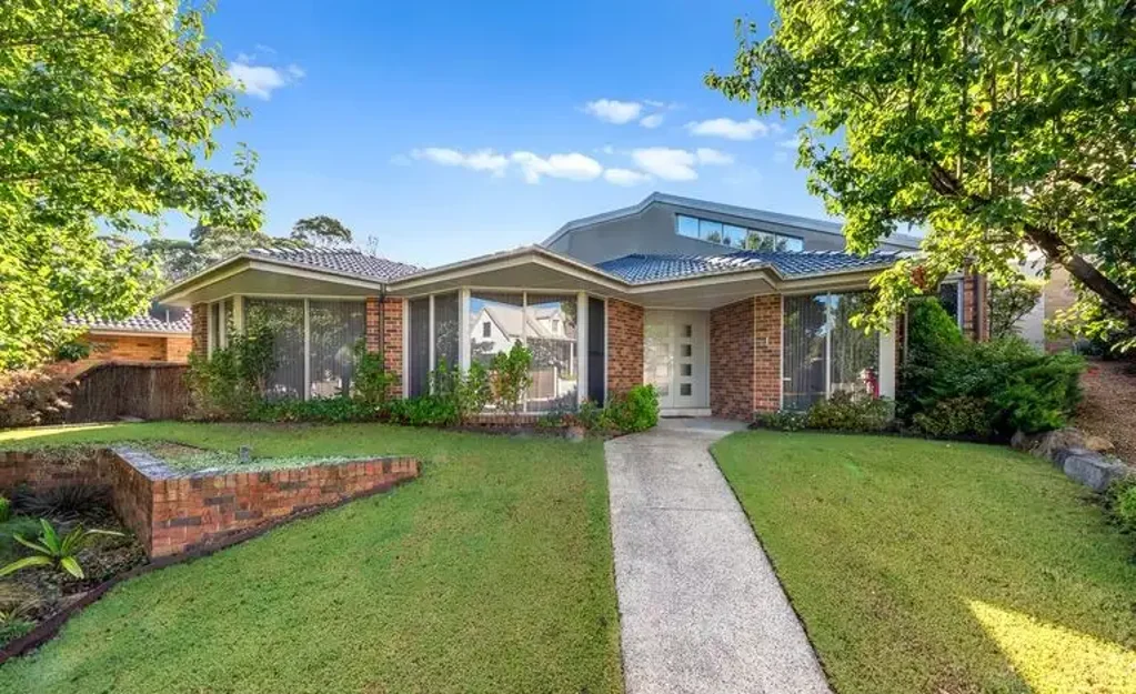 Executive Living in Langmore Lane, Berwick