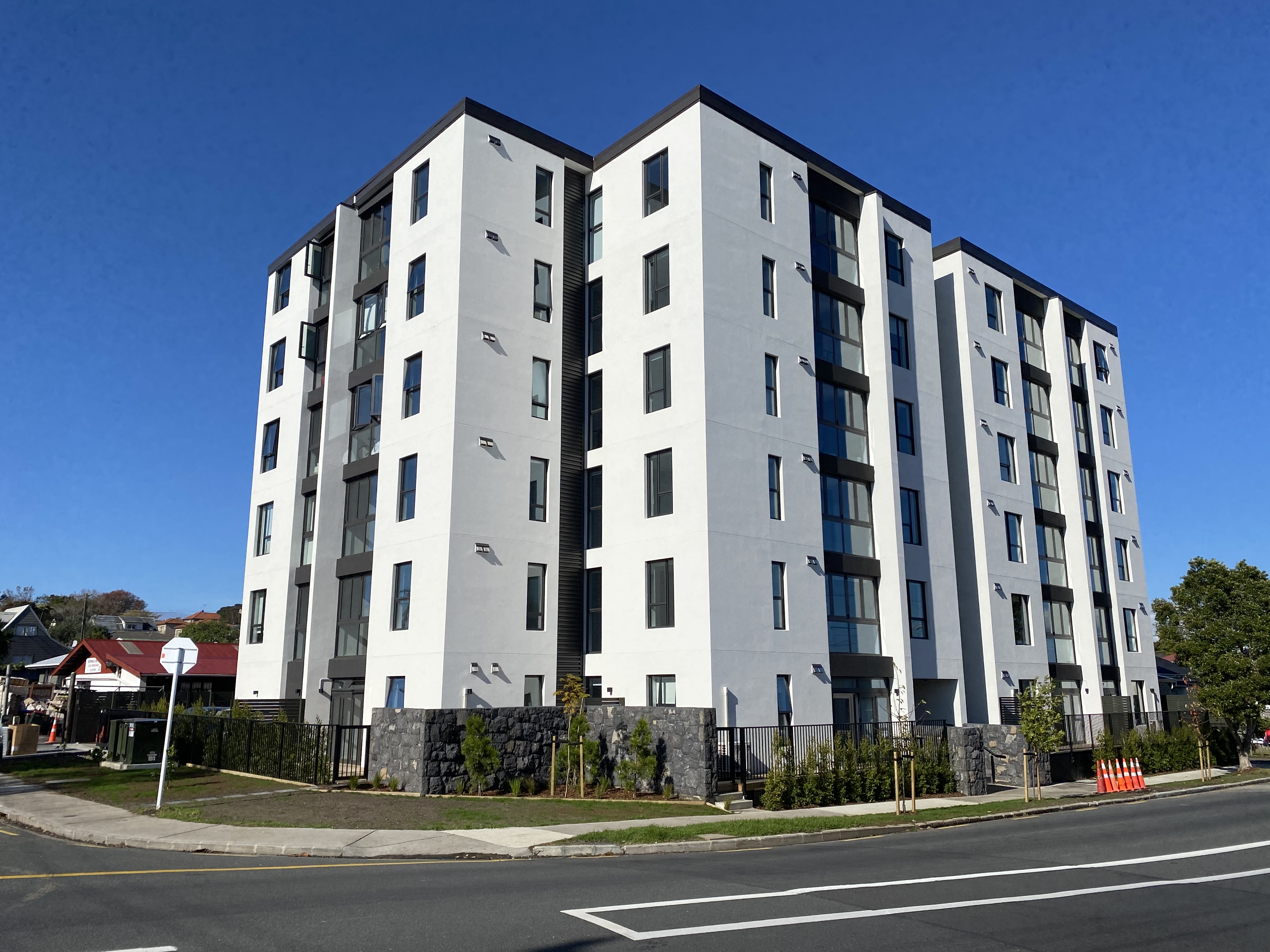 307/82 Jellicoe Road, Panmure, Auckland, 2 ห้องนอน, 1 ห้องน้ำ