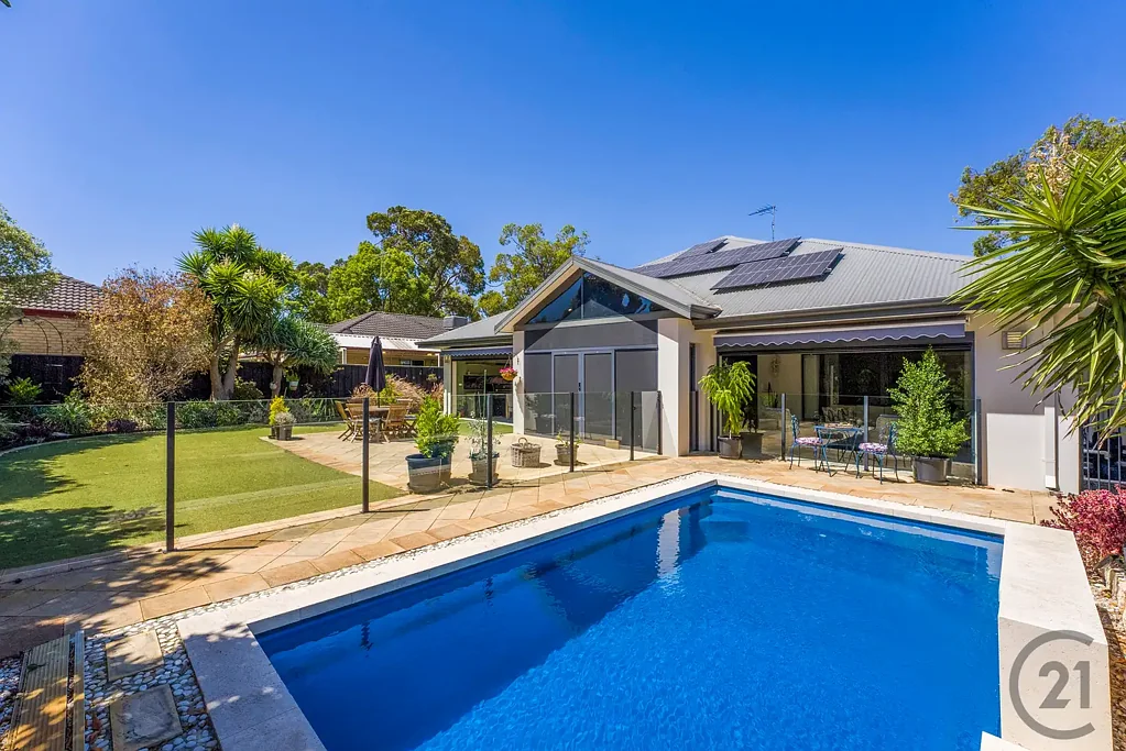 9 Arabian Drive, Coodanup, WA 6210