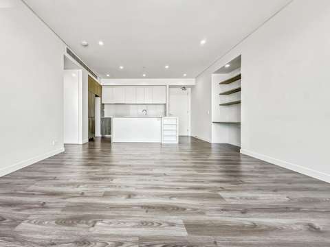 Spacious two bedrooms apartments with a large balcony