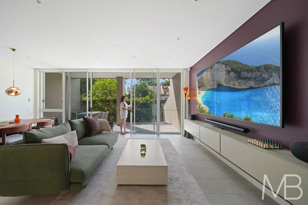Split-Level Terrace-Style Apartment In Mirvac’s Portman House