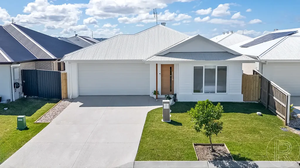 8 Andante Crescent, Palmview, QLD 4553