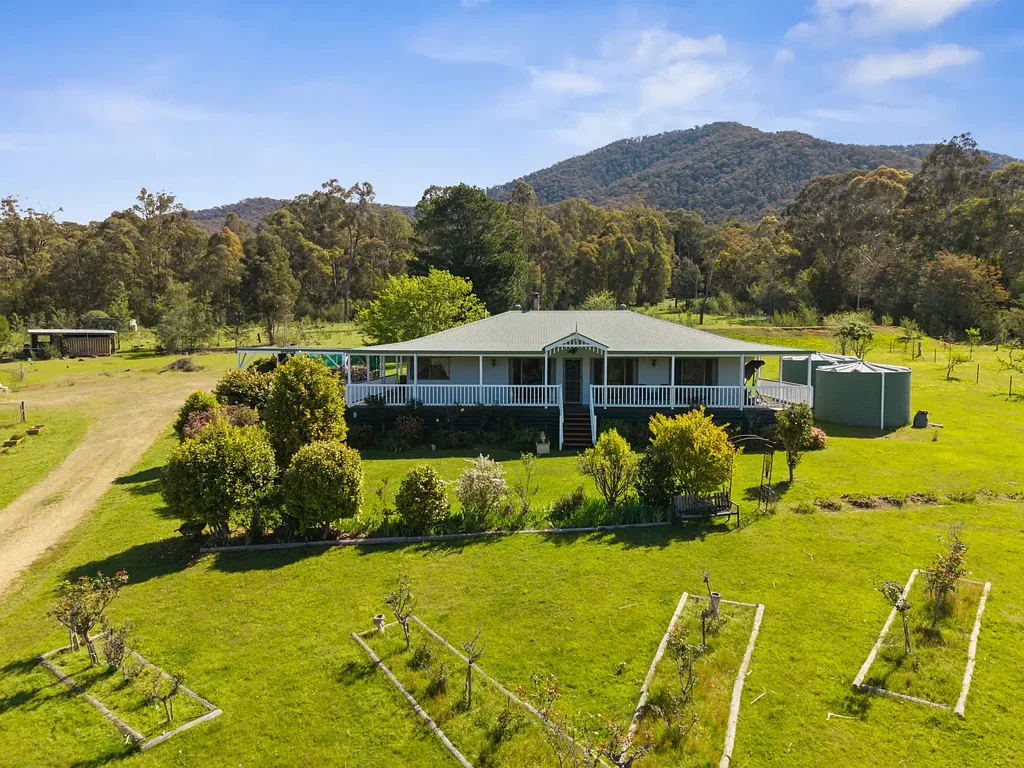 5994 Eildon-Jamieson Road, Jamieson, VIC 3723