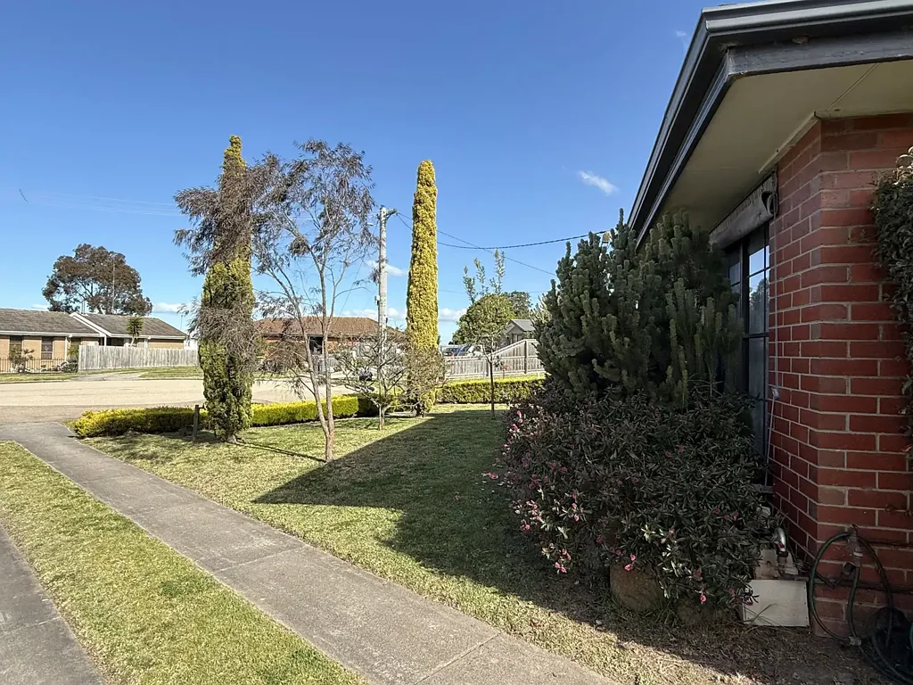 East Bairnsdale 3Kwarto A Little More Space, A Lot More Potential