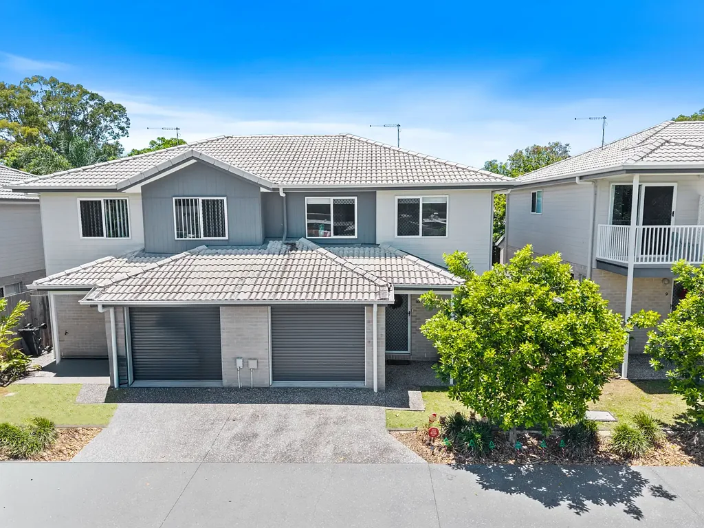 Wynnum West 3ਬੈੱਡਰੂਮ Modern Terrace with Oversized Garden Courtyard in a Quiet Complex - Easy Access to Beaches, Parks & Schools