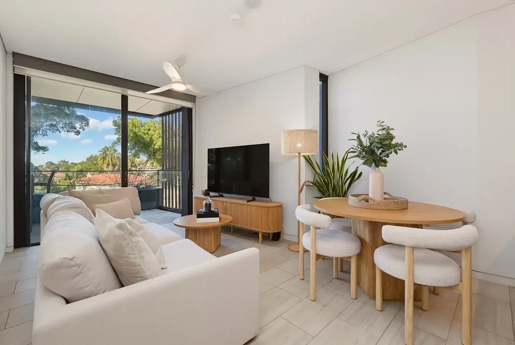 Bellevue Hill 1Zimmer Elevated Elegance in Beachside Locale with Ocean Glimpses