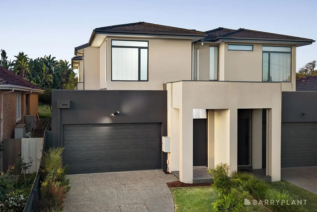 Doncaster East 4कमरा Contemporary Family Living with Exceptional Convenience