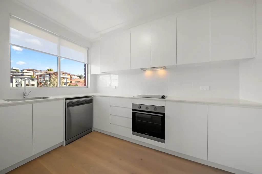 Beautifully Renovated Top Floor Apartment in the Heart of Coogee
