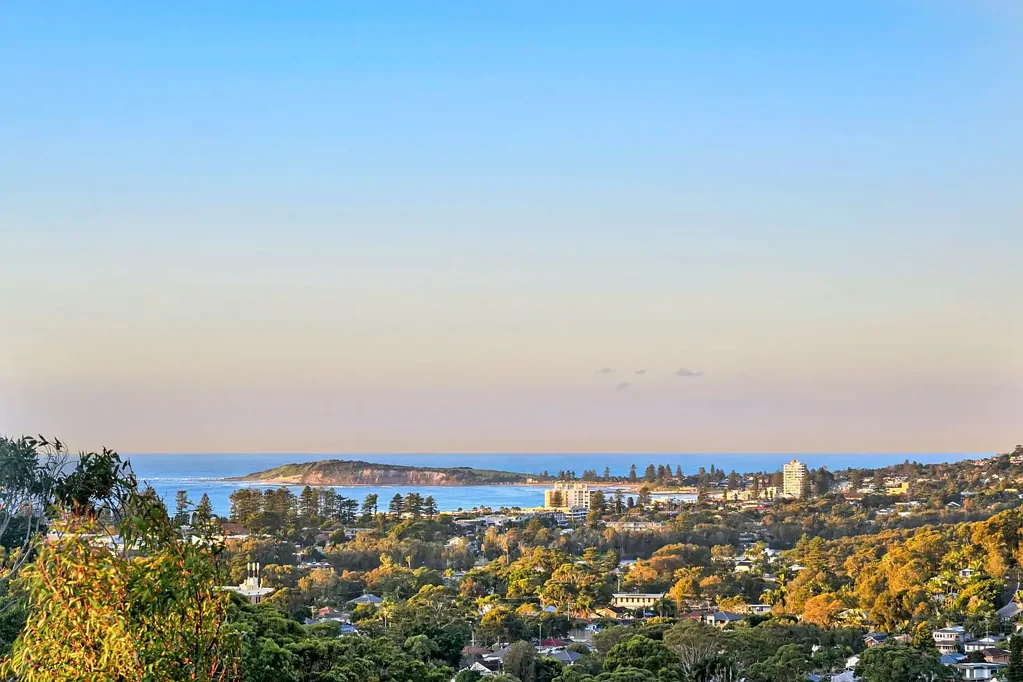 North Narrabeen 4Moenga Breathtaking Views, Timeless Charm, Endless Potential