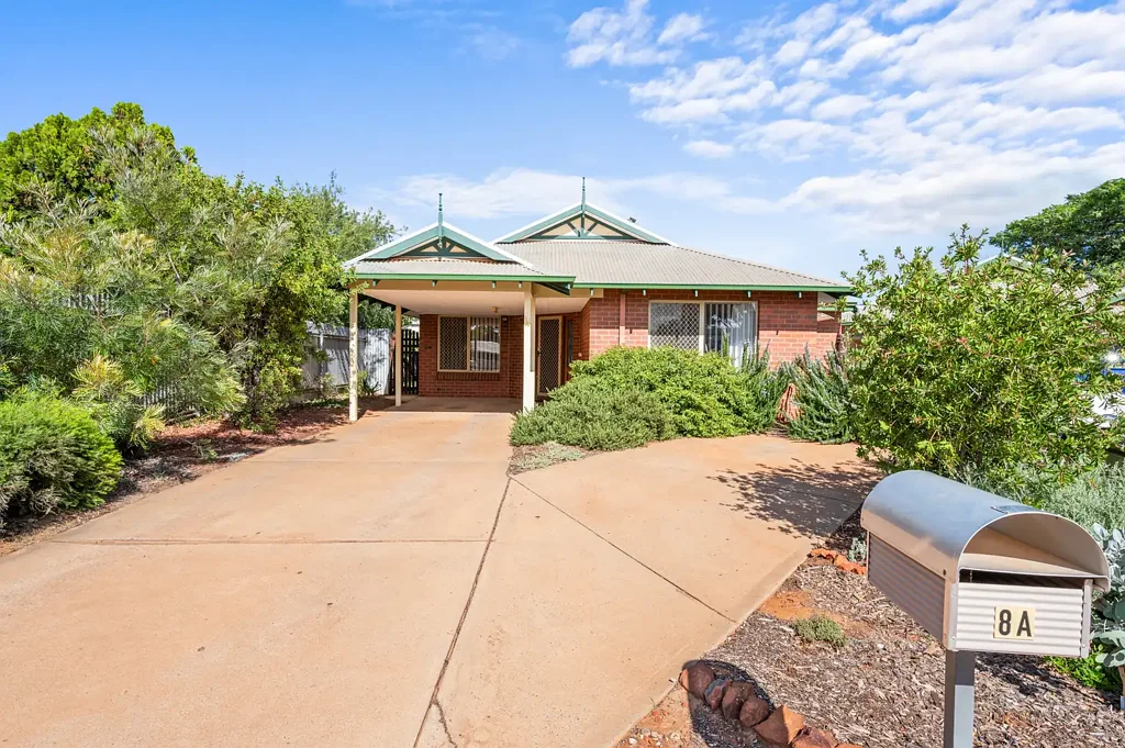8A Siberia Close, Hannans, WA 6430
