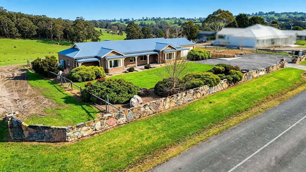 Neerim South 4 Slaapkamer Neerim South - Elevated Panorama with Country Views