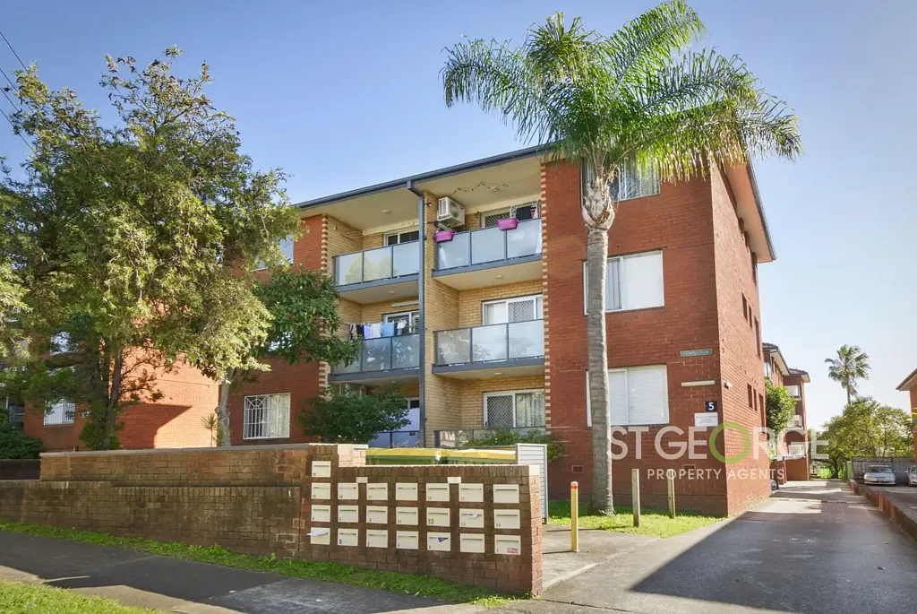 11/5 Phillip Street, Roselands, NSW 2196