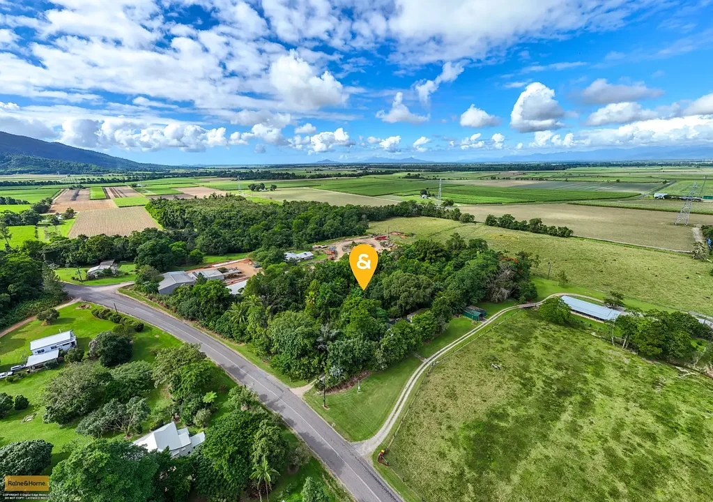 Tully 2房  Tropical Rarity in Tully - 3.51 Acres of Botanical Paradise