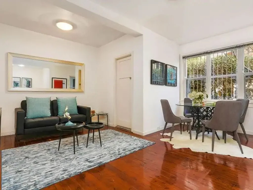 *6-month lease*  Private & Modern Studio Apartment In Great Location