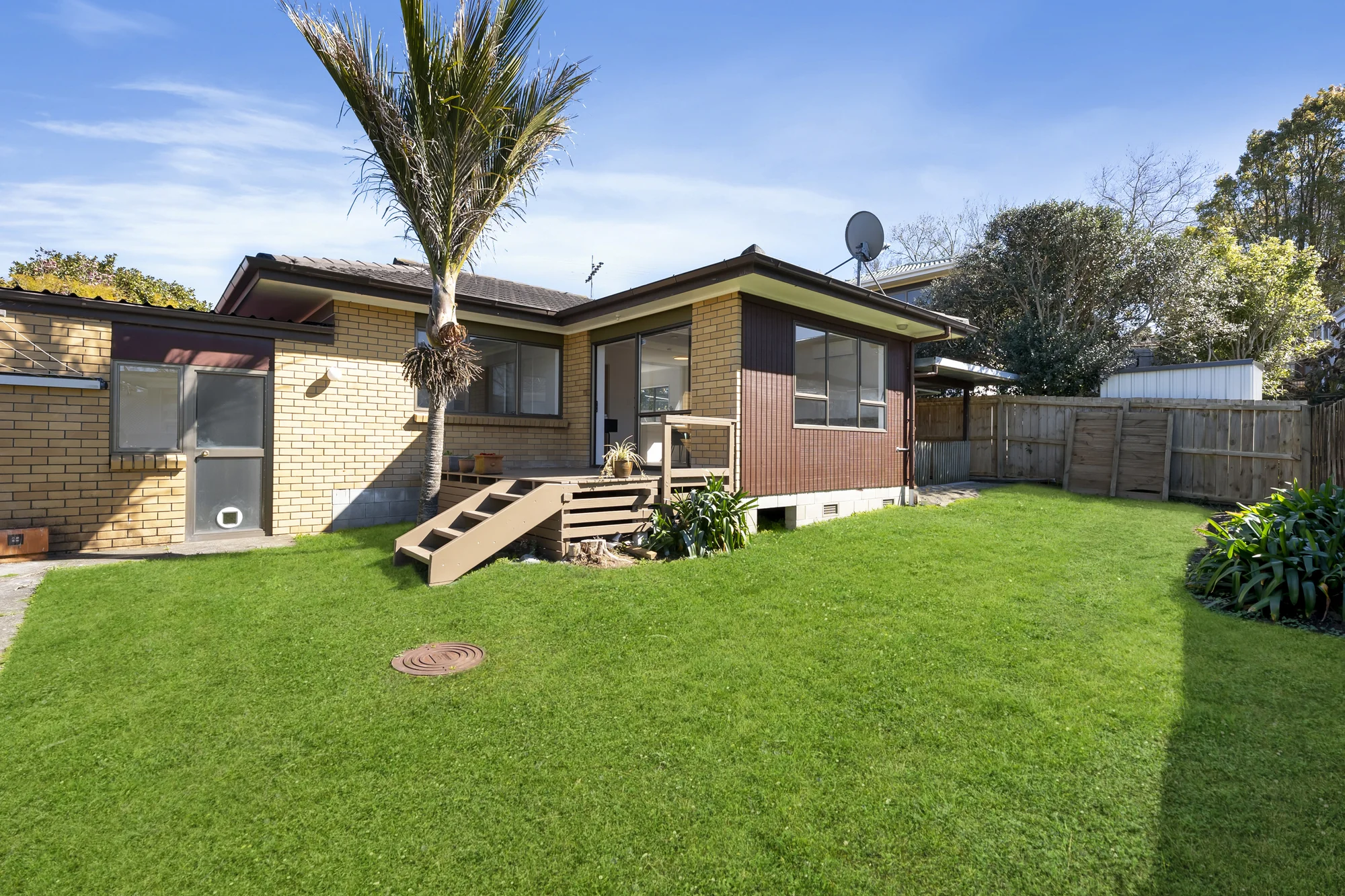 Botany Downs 3 Bedroom Sunny, solid and stylish!