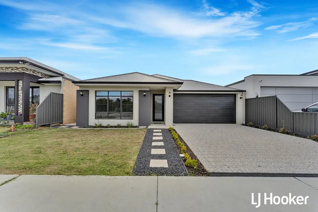 Southern River 4침실 Stylish Family Home in Prime Southern River.