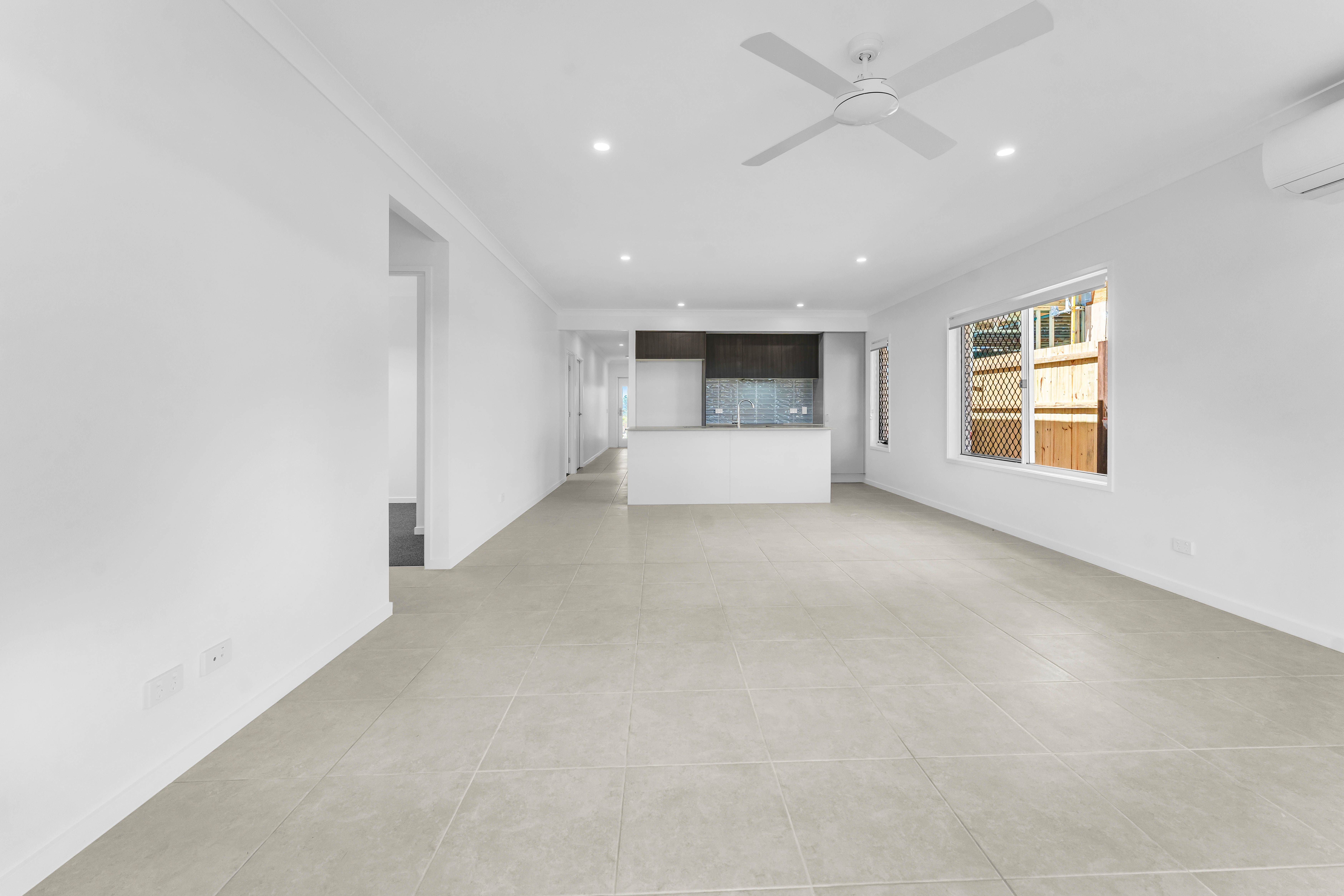 48 SPINNAKER CCT, REDLAND BAY QLD 4165, 0 habitaciones, 0 baños, House