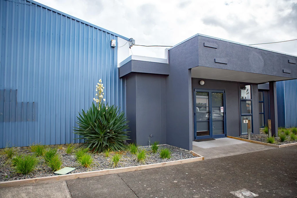 Onekawa Versatile industrial site – 2,400m² in Onekawa