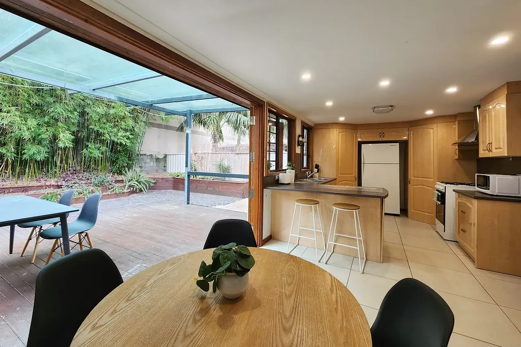 Fully Furnished Home in Prominent Location