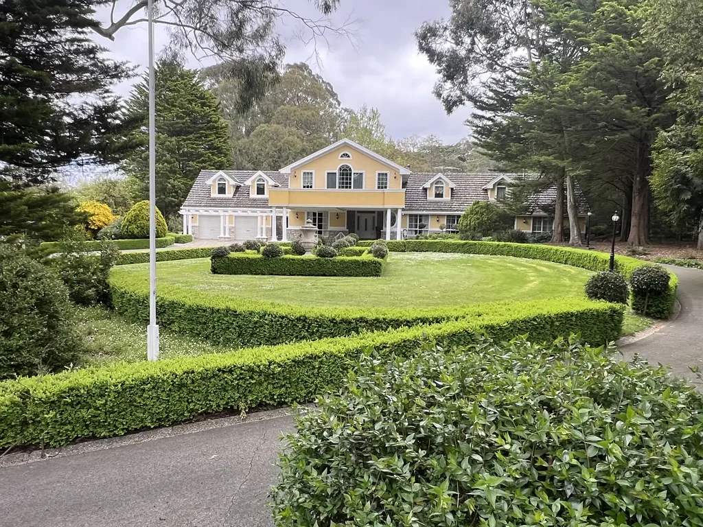 Mount Macedon 4Kwarto “Springfield” on 2.2ha (5.4 acres)