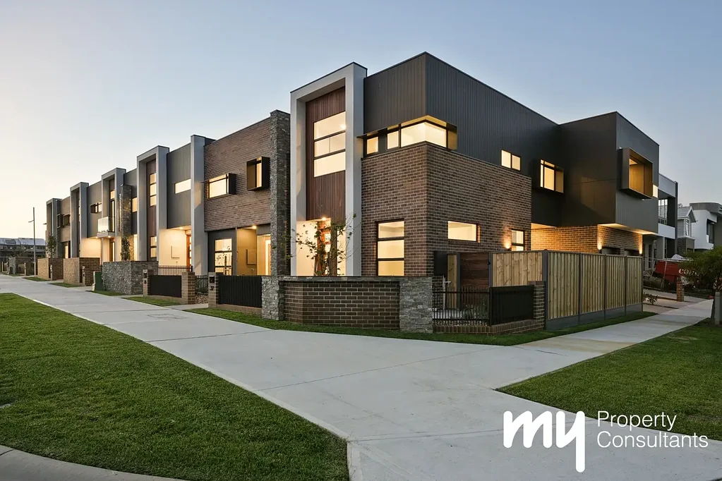 35 Civic Way, Oran Park, NSW 2570