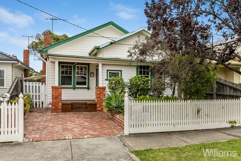 8 Ford Street, Newport, VIC 3015