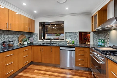14 Tyalla Drive, Ashmore, QLD 4214, 5 slaapkamers, 3 badkamers, House