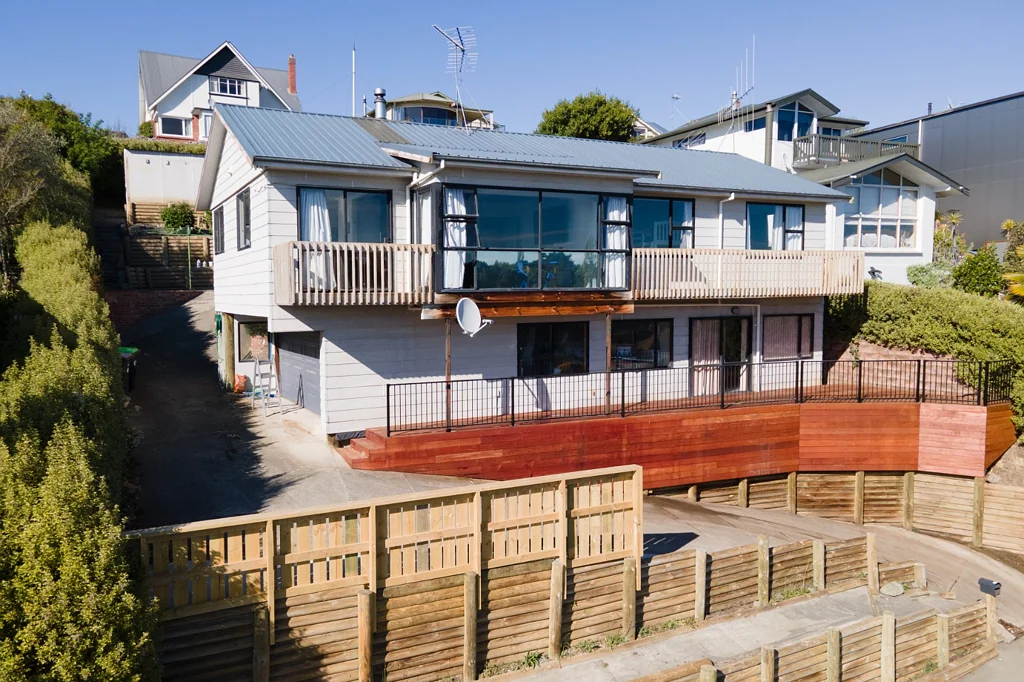 Spacious 4-Bedroom Home with Stunning Views
