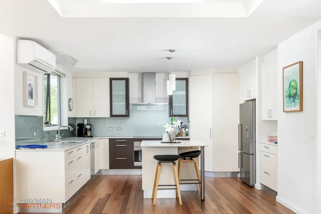 Spacious Family Home With Stunning Views in Curtin