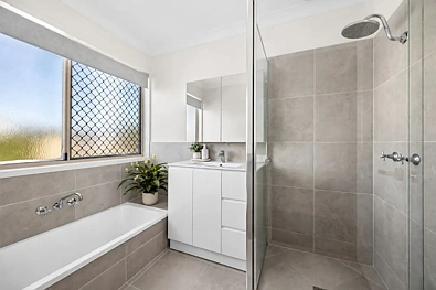 ਹੋਰ - 2/20 Goonawarra Drive, Mooloolaba, QLD 4557