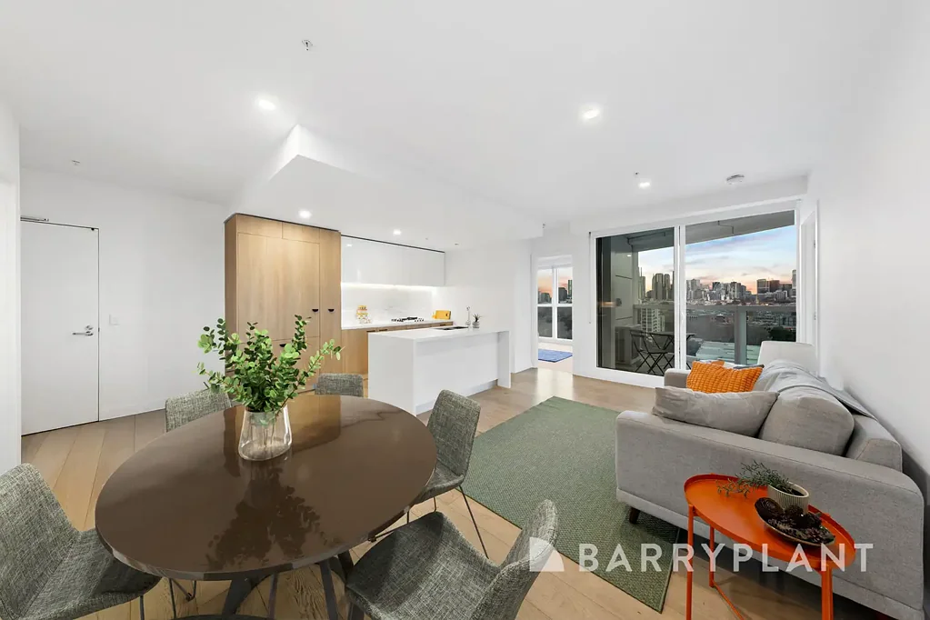 North Melbourne 3침실 Stylish, Spacious & Perfectly Positioned – The Ultimate Low-Maintenance Lifestyle Haven