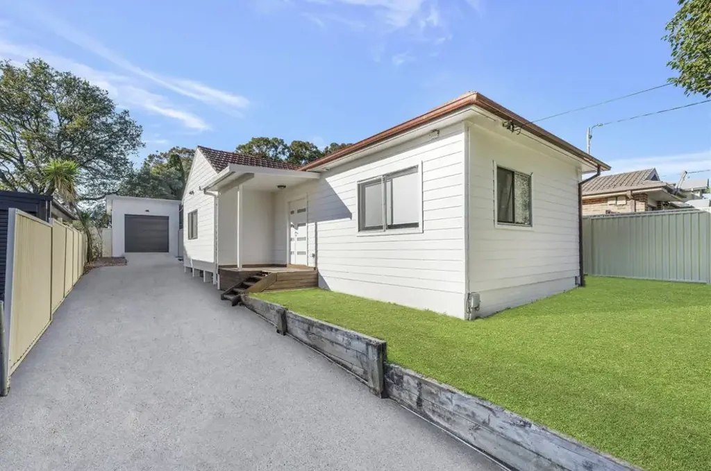 Family Home in a Convenient Greenacre Location