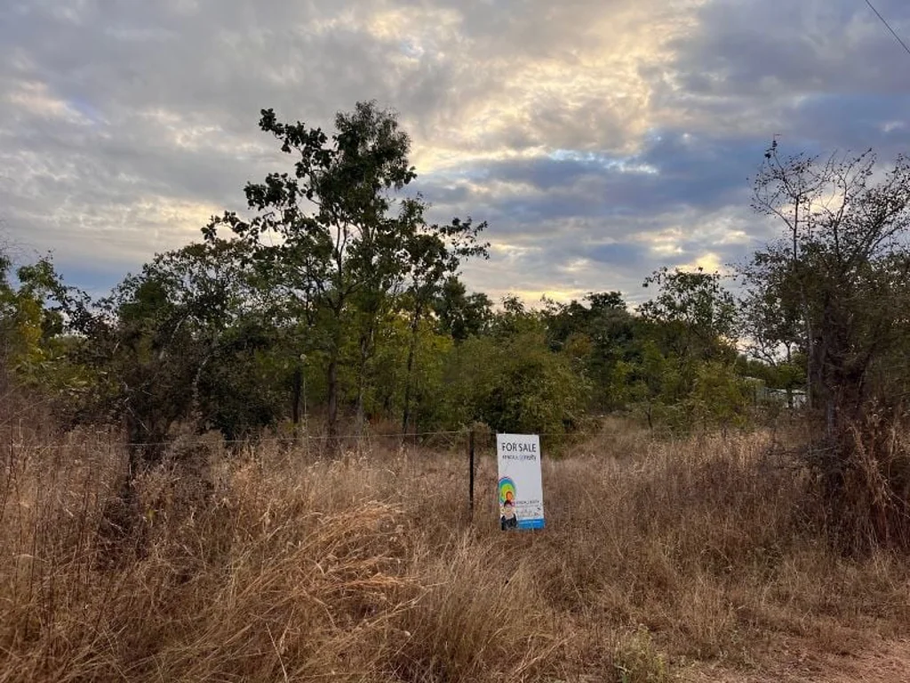 Chillagoe Two blocks - 2024m2 of level land just minutes from the heart of Chillagoe surrounded by natural bush and bluffs...