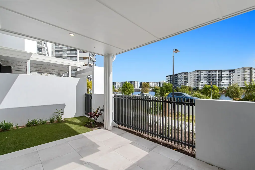13/2 Mantra Esplanade, Birtinya, QLD 4575