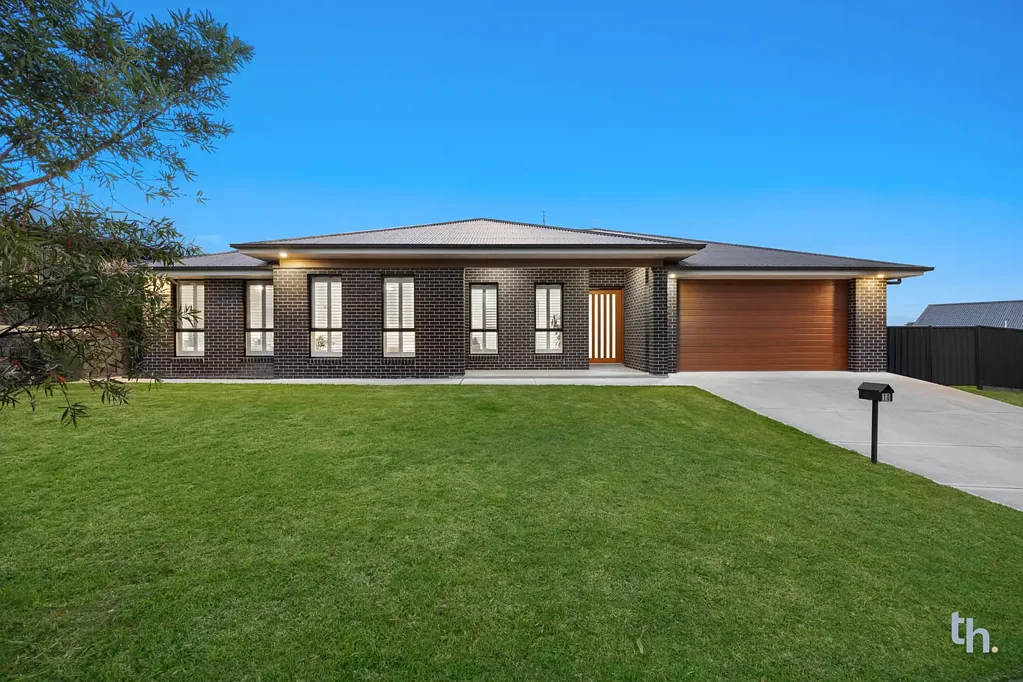 Cameron Park 5房  Near New Bespoke Beauty, Finished to Perfection