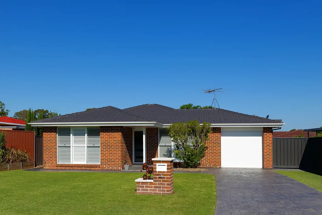 4 Salford Street, St Clair, NSW 2759
