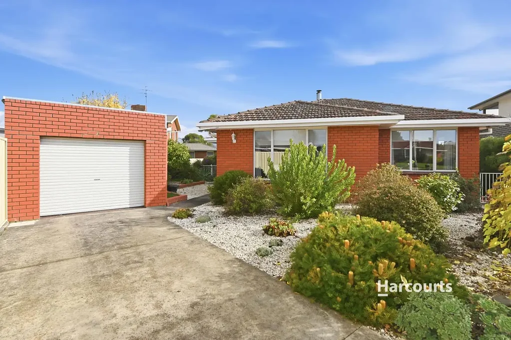 Ulverstone 3房  A rare offering…