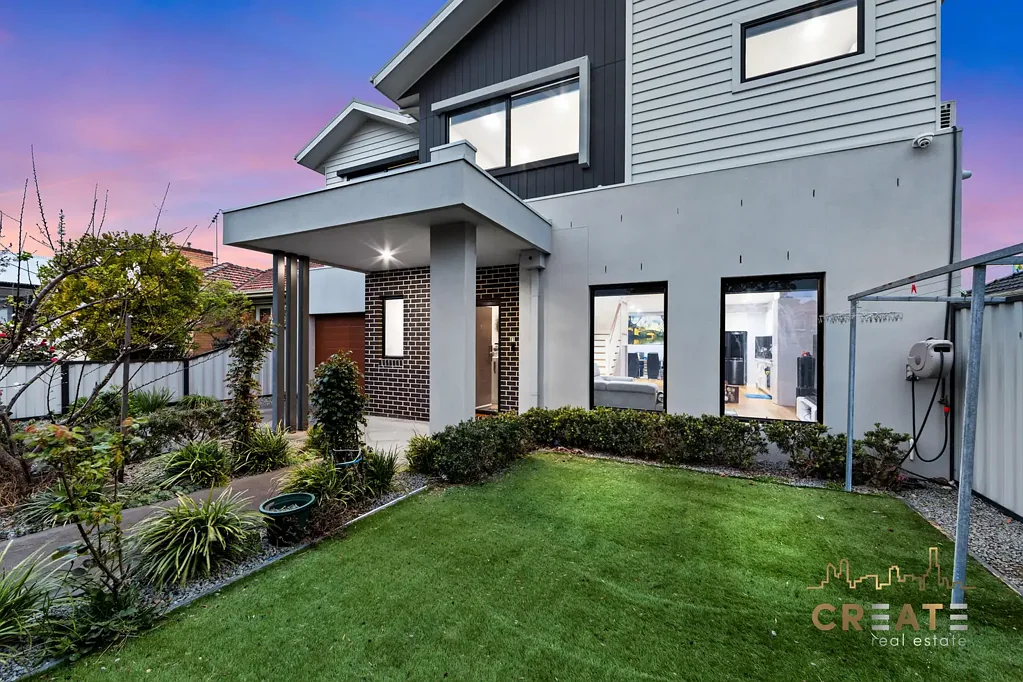 Maidstone 5غرفة نوم WELCOME TO YOUR DREAM HOME: A PERFECT BLEND OF CONVENIENCE AND CONTEMPORARY COMFORT