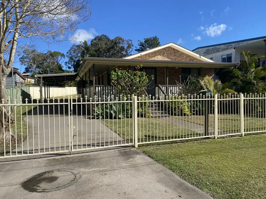 Family Home Across from Lake Macquarie