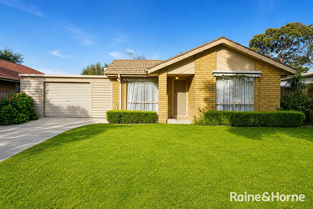 3 Bedroom Family Home!