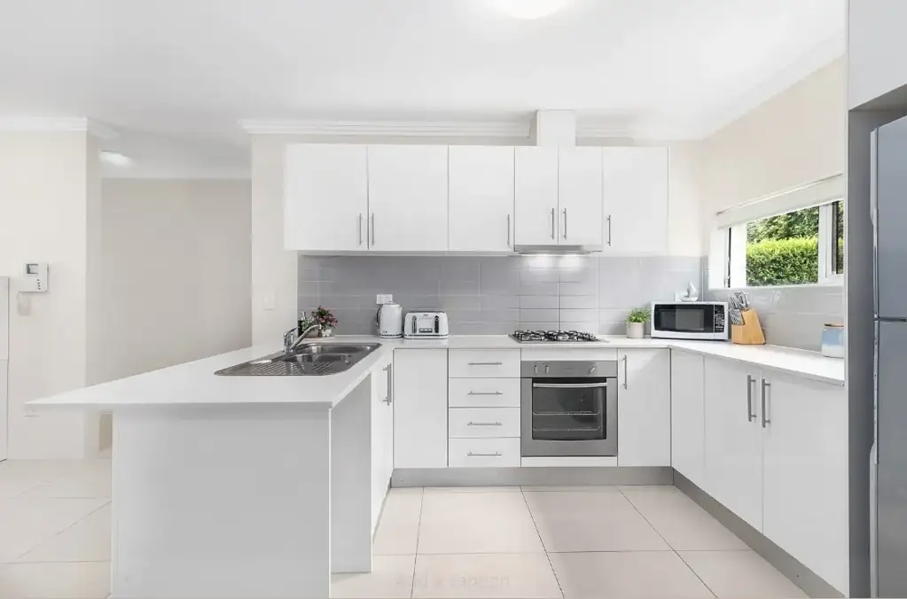 3/4 Barangaroo Road, Toongabbie, NSW 2146