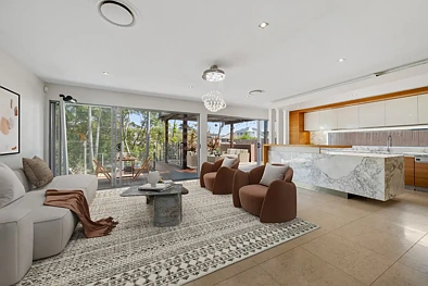 166 Monaco Street, Broadbeach Waters, QLD 4218, 4 chambres, 3 salles de bain, House