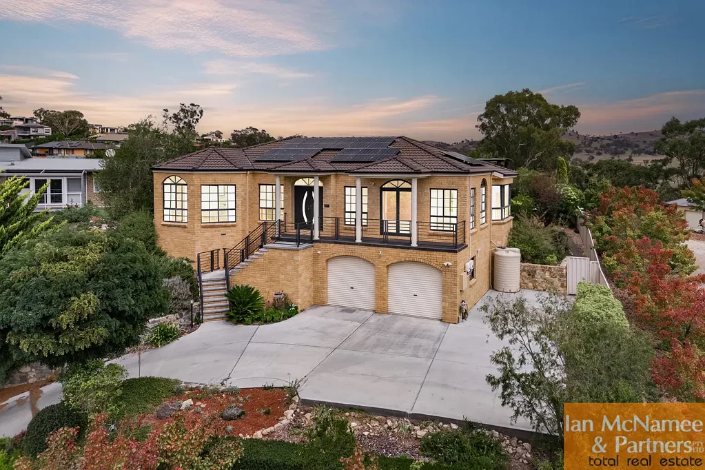 Jerrabomberra 5침실 Elevated Luxury with Panoramic Views !